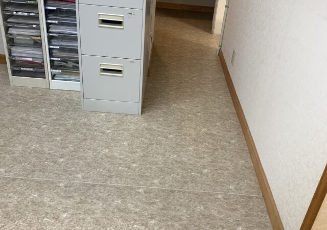 長尺シート貼り